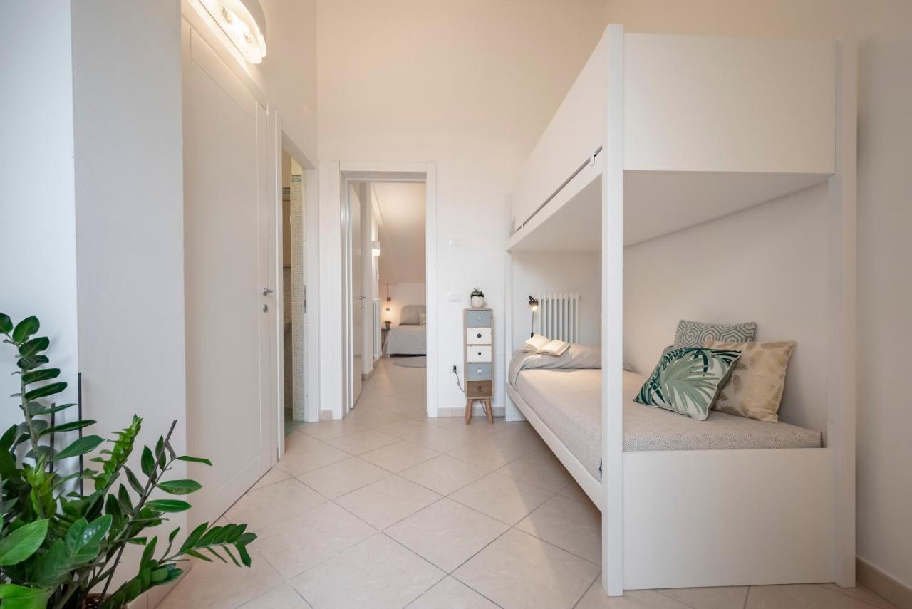 Sea View Apartment サン·ヴィンチェンツォ エクステリア 写真